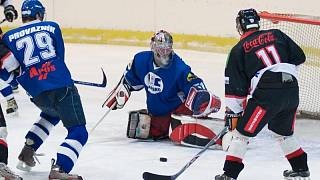 Koupím dresy, šaly, minidresy ,hokejového týmu Blanska - 4