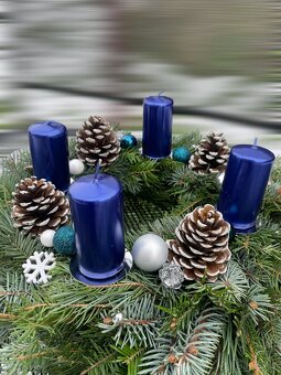 Adventní dekorace, věnce a svícny - 4