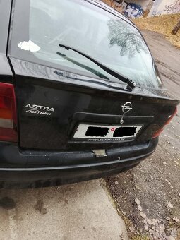 Opel astra   dily     vše   levně - 4
