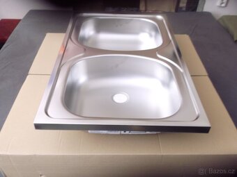 Nerezový dvojdřez - 4