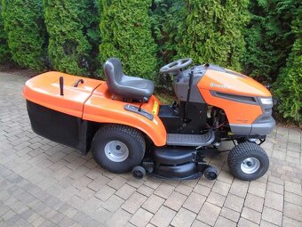 Zahradni traktor Husgvarna cth220 - 4