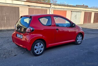 Toyota AYGO 1.0i 50kw - 4