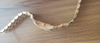 Krásné dámské hodinky, Zn.Quartz - 4
