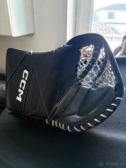 Lapačka ccm axis2 senior levá - 4