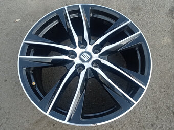 5x112 Seat Leon 8Jx19 ET50 5F0601025AC alu disky - 4