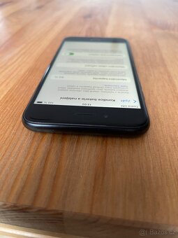 iPhone 2020 SE - 4