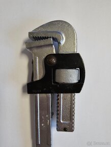 Hasák TONA ČR URSUS 90° 248 1 1/2" - 4