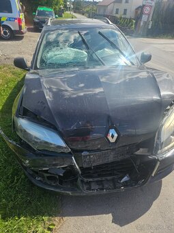Renault Laguna 1.5 nafta po nehodě - 4
