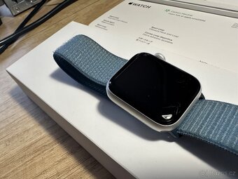 APPLE Watch SE GPS 40mm Silver Aluminium Case - záruka - 4