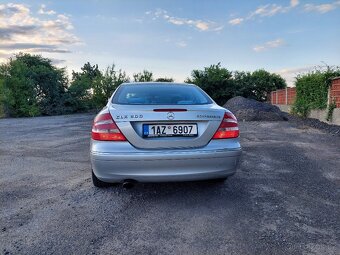Mercedes CLK - 4