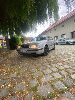 Octavia 1.8T +lpg - 4