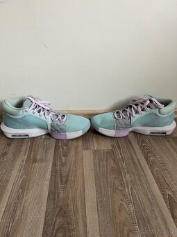 Nike LeBron witness 8 - 4