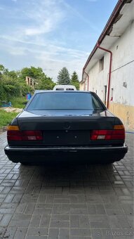 Bmw e32 750i - 4
