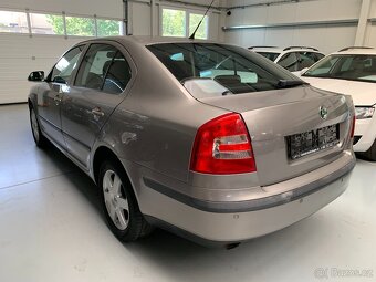 Škoda Octavia 1.6 FSI AUT Elegance r.v.2006 - 4