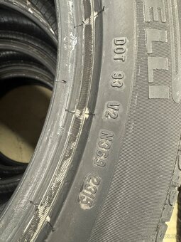 Prodám použité pneu 245/50 R18 - 4