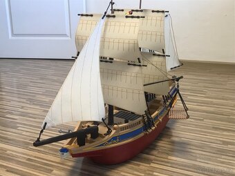 Pirátská loď - 4
