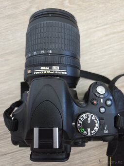 Nikon D5100 + AF-S NIKKOR 18-105mm + HOYA UV. 100% stav - 4