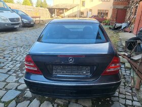 Mercedes w 203 ,díly - 4
