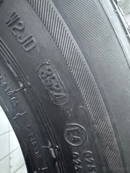 185/60R15 zimní pneu Škoda Fabia.. Barum Polaris 5 - 4