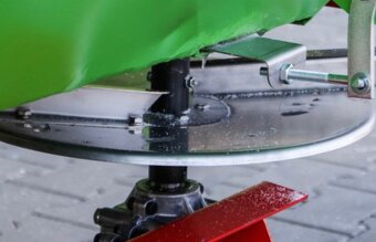 Dvourotorové rozmetadlo průmyslových hnojiv - 4