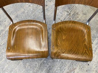 Pár chromovaných funkcionalistických židlí - 4