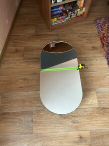 Galerka skříňka se zrcadlem - 4