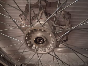 Suzuki DR600 přední kolo - 4