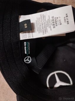 Lewis Hamilton - Kšiltovka - Mercedes - 4