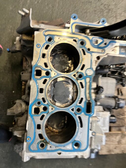 BMW Mini motor B38A15 - 4