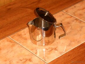 Mlékovka antikorová. - 4