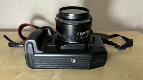Kinofilmová zrcadlovka Canon EOS 650 + Canon 50mm f1.8 - 4