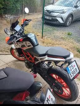 KTM DUKE 390 - 4