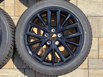 originál alu TOYOTA 7,5x17" 5x114,3 s pneu 225/45 R17 - 4