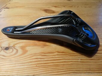 Sedlo fizik aliante kium R3 - 4