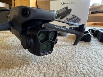 DJI Mavic 3 Pro Fly More Combo - 4