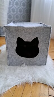 Škrabadlo 47cm/31cm, hrací deka, pelíšek - kukaň pro kočku - 4