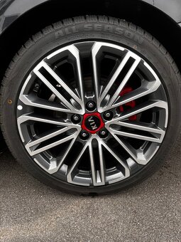 KIA PROCEED GT - 4