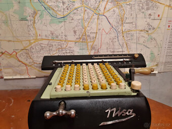 mechanická kalkulačka NISA z roku 1949 - 4