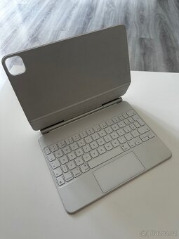 Apple Magic Keyboard White iPad Pro 11/Air - CZ - 4