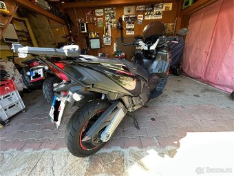 Aprilia SRV 850 - 4