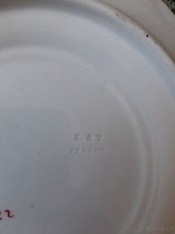 Starožitný porcelánový servis - 4