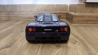 Model McLaren F1 1:18 LCD Models - 4