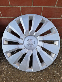 poklice skoda R16 kryty disku 16 škoda Poklice r16 - 4