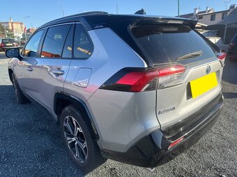 Toyota RAV4 2,5 PLUG-IN HYBRID VIP SELECTION 4X4 225 KW - 4