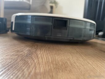 Tesla automatický vysavač - 4