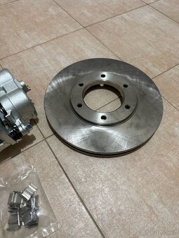 NISSAN PATROL Y60 - STAGE 1 PŘEDNÍ BRZDOVÁ SADA - 4