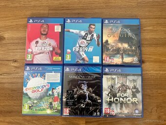 PS4, 500GB + 2 ovladače - 4