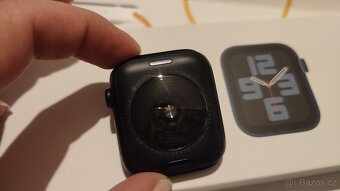 Apple Watch SE 2.generace 44mm TOP stav - 4