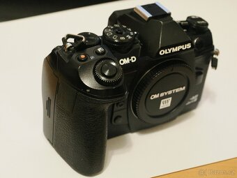 Olympus OM-D E-M1 Mark III - 4