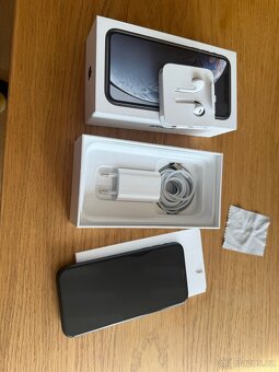 iPhone XR 64GB - 4